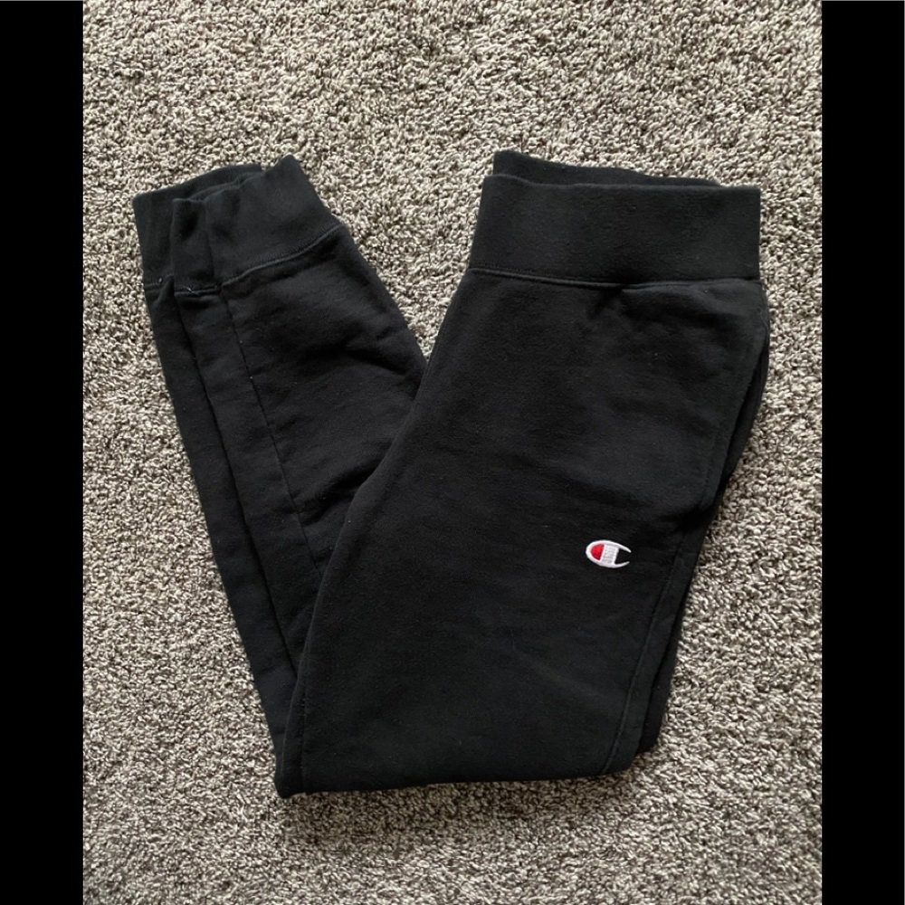Champion reverse weave joggers- black size medium